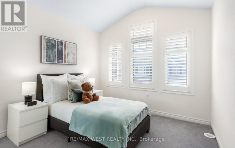 90 - 1000 ASLETON BOULEVARD, Milton (WI Willmott), Ontario, L9T9L6