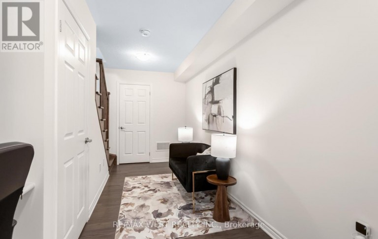 90 - 1000 ASLETON BOULEVARD, Milton (WI Willmott), Ontario, L9T9L6