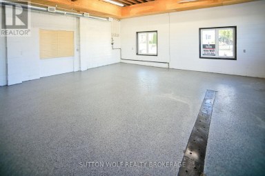 3 - 176 METCALFE STREET E Strathroy-Caradoc (SW) Ontario photo 4