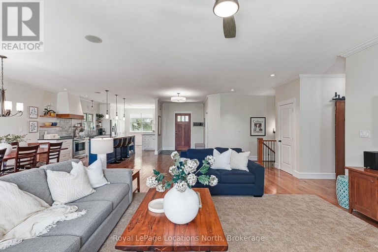 121 MARY STREET, Collingwood, Ontario, L9Y0G4