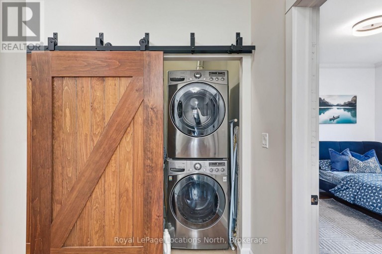 121 MARY STREET, Collingwood, Ontario, L9Y0G4