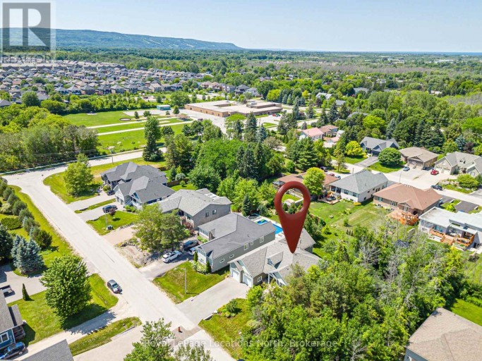 121 MARY STREET, Collingwood, Ontario, L9Y0G4