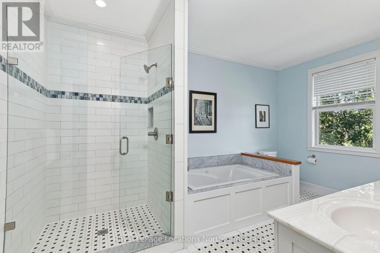 121 MARY STREET, Collingwood, Ontario, L9Y0G4