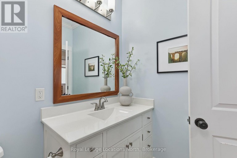 121 MARY STREET, Collingwood, Ontario, L9Y0G4