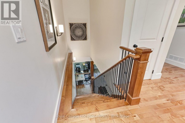 121 MARY STREET, Collingwood, Ontario, L9Y0G4