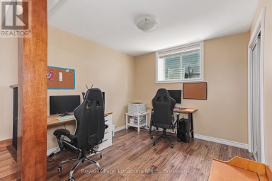121 MARY STREET Collingwood Ontario photo 29