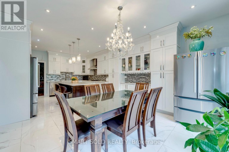 5291 FOREST HILL DRIVE, Mississauga (Central Erin Mills), Ontario, L5M5B7