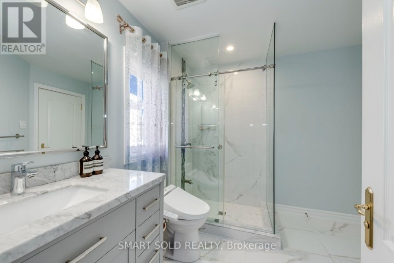 5291 FOREST HILL DRIVE, Mississauga (Central Erin Mills), Ontario, L5M5B7