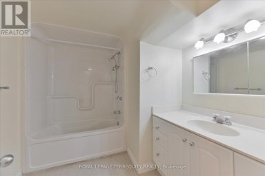2216 DUNVEGAN AVENUE Oakville (FD Ford) Ontario photo 38