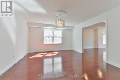 2216 DUNVEGAN AVENUE Oakville (FD Ford) Ontario photo 9
