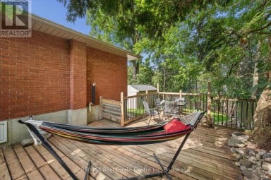 277 KATHLEEN STREET Guelph (Exhibition Park) Ontario photo 24