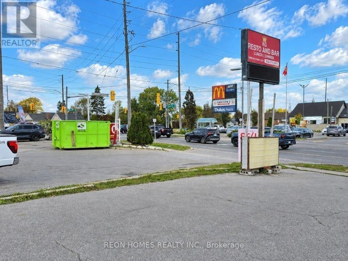 283 DEAN AVENUE, Oshawa (Central), Ontario, L1H3A1