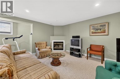 796 N SPRINGBANK Avenue N Woodstock Ontario photo 40