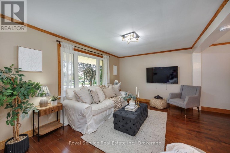 627 WHISTLER DRIVE, Oshawa (Northglen), Ontario, L1J8K2
