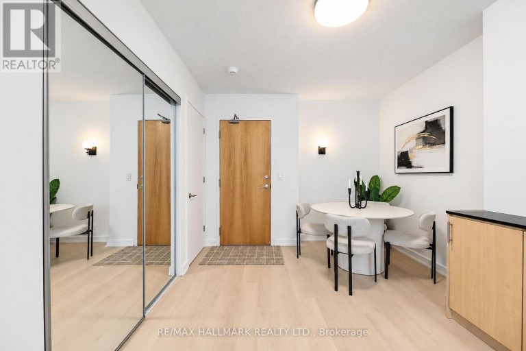 M05 - 350 WELLINGTON STREET W, Toronto (Waterfront Communities), Ontario, M5V3W9