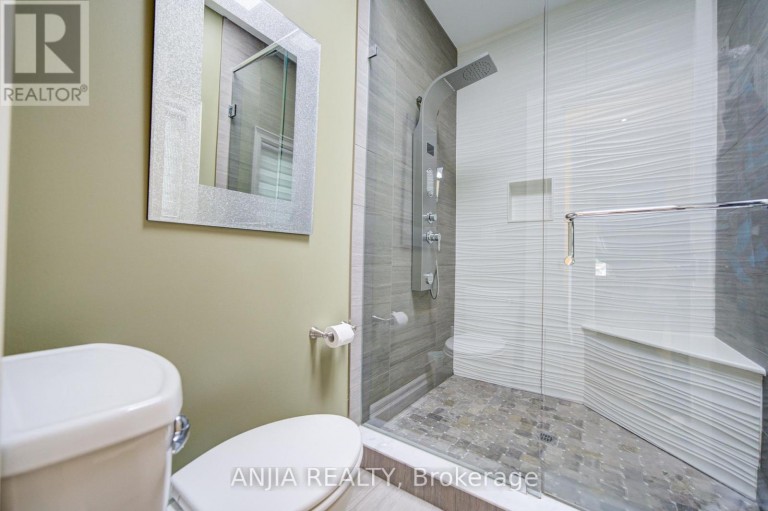 452 FERNLEIGH CIRCLE S, Richmond Hill (Crosby), Ontario, L4C1E6