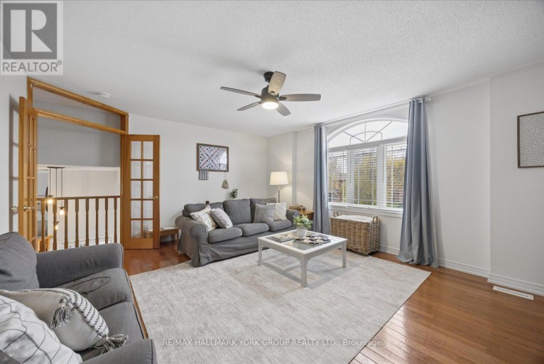 74 WRENDALE CRESCENT, Georgina (Keswick South), Ontario, L4P4C7