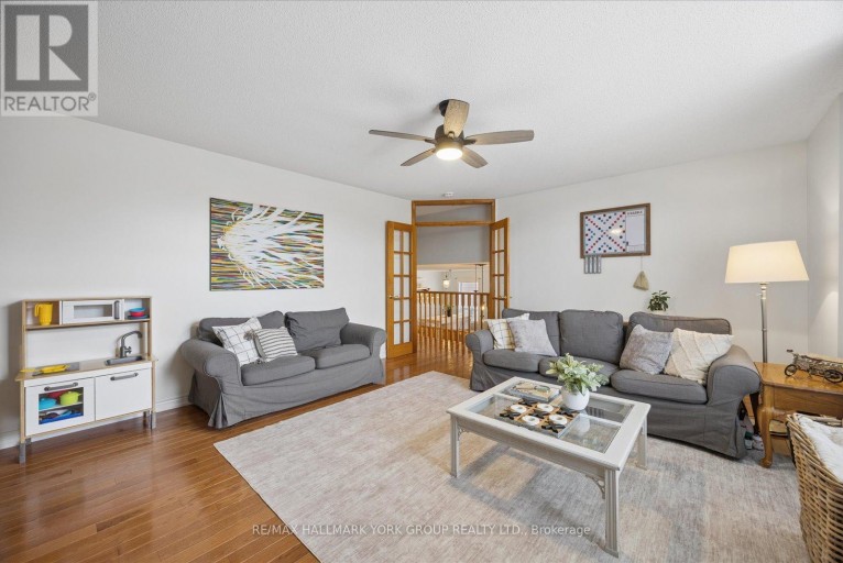 74 WRENDALE CRESCENT, Georgina (Keswick South), Ontario, L4P4C7