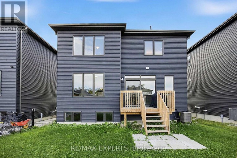 46 SIMONA AVENUE, Wasaga Beach, Ontario, L9Z0L3