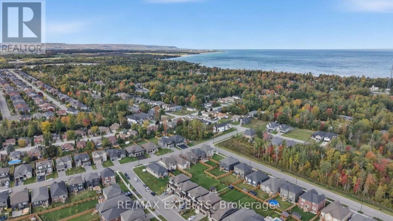 46 SIMONA AVENUE, Wasaga Beach, Ontario, L9Z0L3