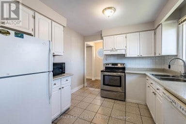 112 BRUCE BEER DRIVE Brampton (Madoc) Ontario photo 10