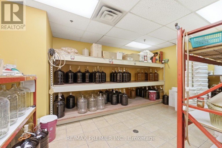 11B - 1100 GORHAM STREET, Newmarket (Newmarket Industrial Park), Ontario, L3Y8Y8