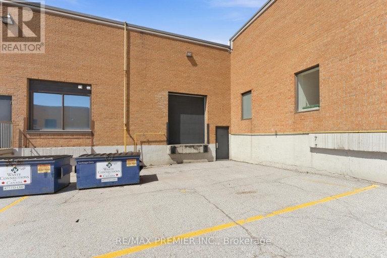 11B - 1100 GORHAM STREET, Newmarket (Newmarket Industrial Park), Ontario, L3Y8Y8