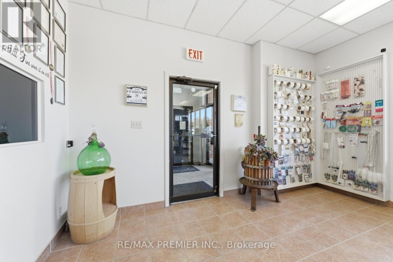 11B - 1100 GORHAM STREET, Newmarket (Newmarket Industrial Park), Ontario, L3Y8Y8