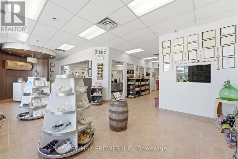 11B - 1100 GORHAM STREET, Newmarket (Newmarket Industrial Park), Ontario, L3Y8Y8