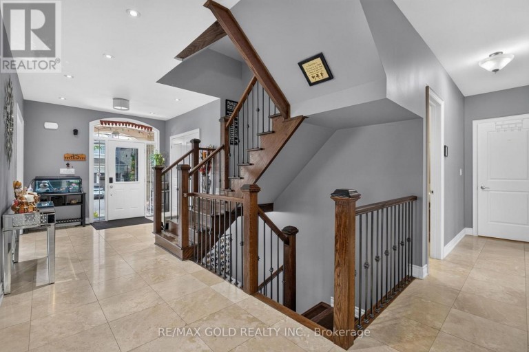 6 AYRSHIRE COURT, Brampton (Snelgrove), Ontario, L6Z0G6