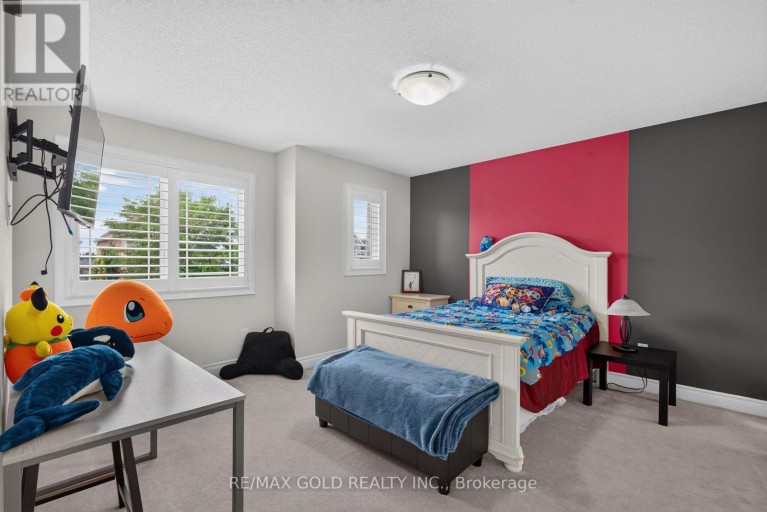 6 AYRSHIRE COURT, Brampton (Snelgrove), Ontario, L6Z0G6