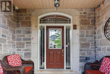 6 AYRSHIRE COURT Brampton (Snelgrove) Ontario photo 3