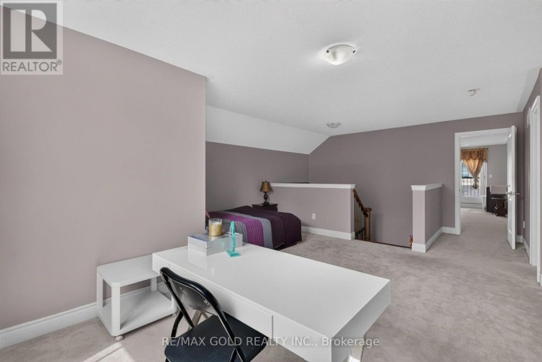 6 AYRSHIRE COURT, Brampton (Snelgrove), Ontario, L6Z0G6