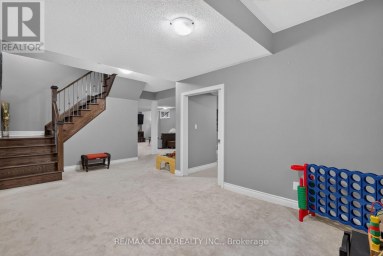 6 AYRSHIRE COURT Brampton (Snelgrove) Ontario photo 35