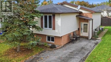 4 BOGART CRESCENT Belleville (Belleville Ward) Ontario photo 1