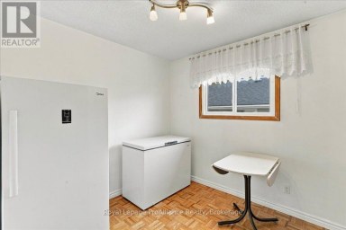 4 BOGART CRESCENT Belleville (Belleville Ward) Ontario photo 17
