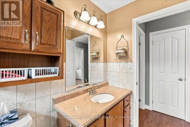 4 BOGART CRESCENT Belleville (Belleville Ward) Ontario photo 19