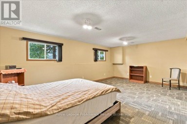 4 BOGART CRESCENT Belleville (Belleville Ward) Ontario photo 22