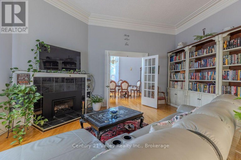 311 SUPPLE STREET, Pembroke, Ontario, K8A3H3