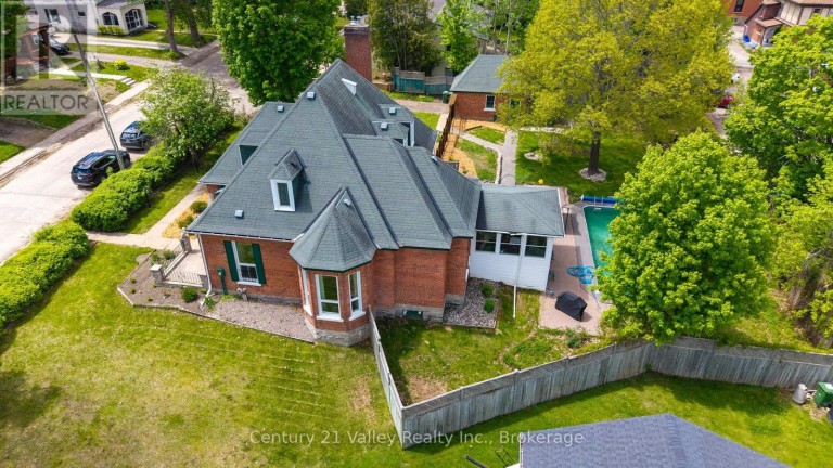 311 SUPPLE STREET, Pembroke, Ontario, K8A3H3