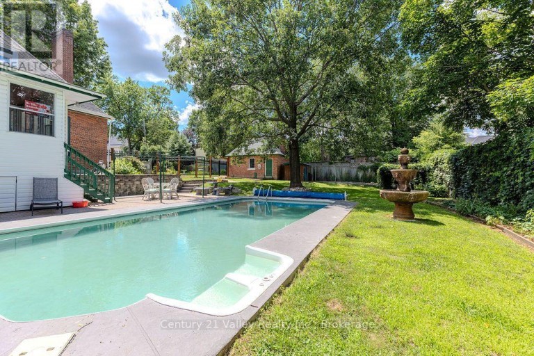 311 SUPPLE STREET, Pembroke, Ontario, K8A3H3