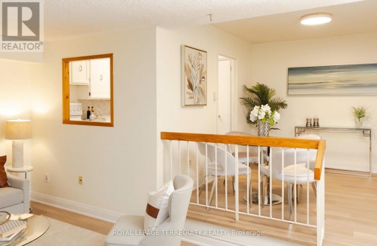205 - 1338 YORK MILLS ROAD, Toronto (Parkwoods-Donalda), Ontario, M3A3M3
