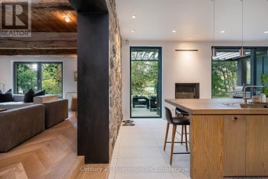 516557 7TH LINE Blue Mountains Ontario photo 14