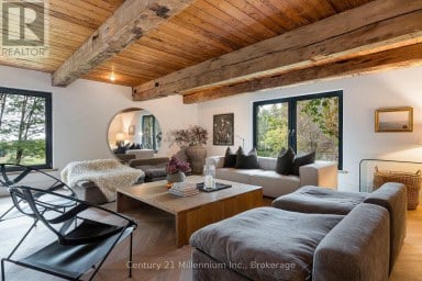516557 7TH LINE Blue Mountains Ontario photo 15