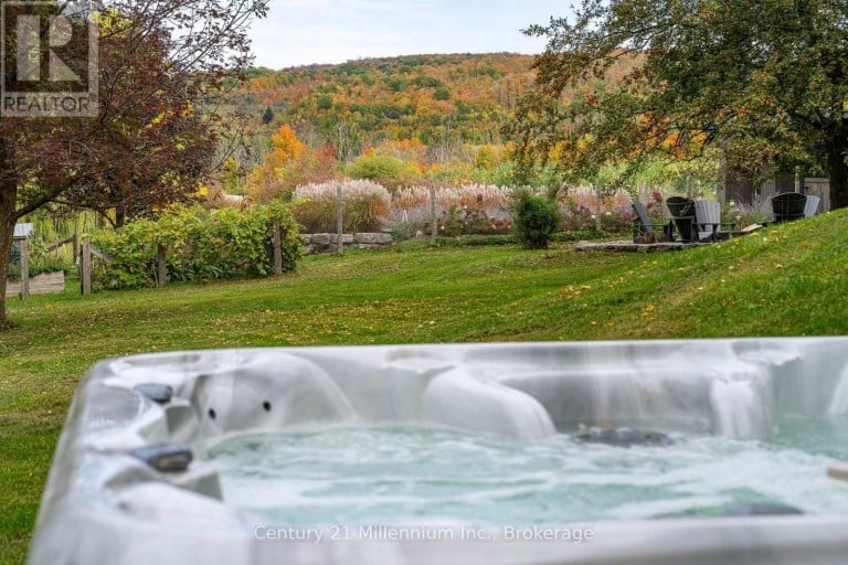 516557 7TH LINE, Blue Mountains, Ontario, N0H2P0