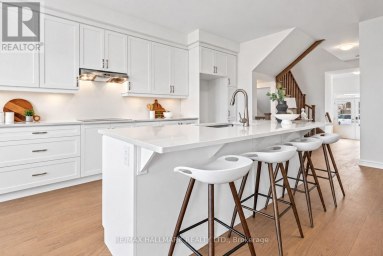616 MIKA STREET Innisfil Ontario photo 17