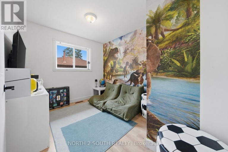 74 LEO BOULEVARD, Wasaga Beach, Ontario, L9Z1C5