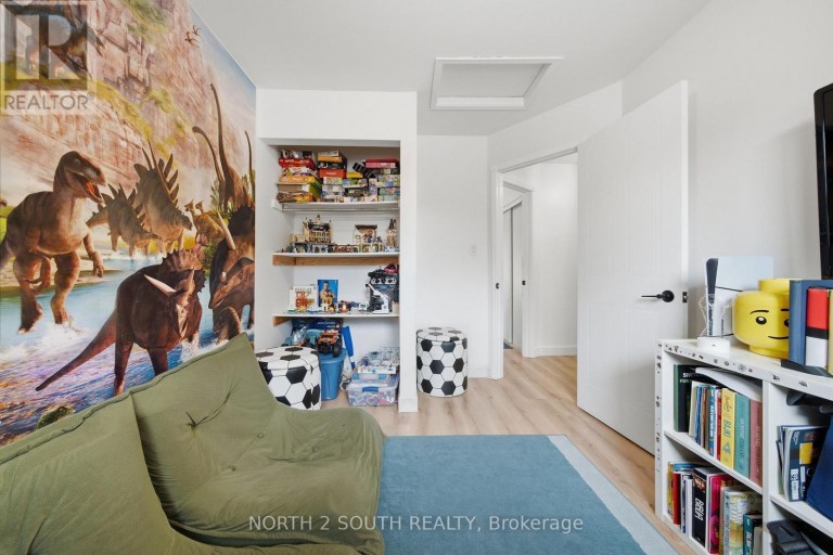 74 LEO BOULEVARD, Wasaga Beach, Ontario, L9Z1C5