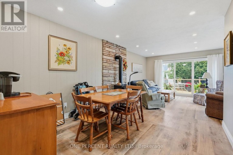 137 TERRACE DRIVE, Hamilton (Balfour), Ontario, L9A2Y8