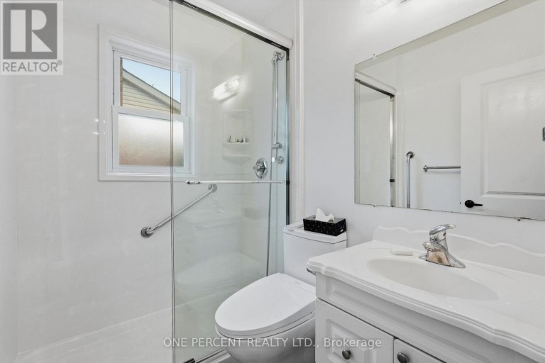 137 TERRACE DRIVE, Hamilton (Balfour), Ontario, L9A2Y8